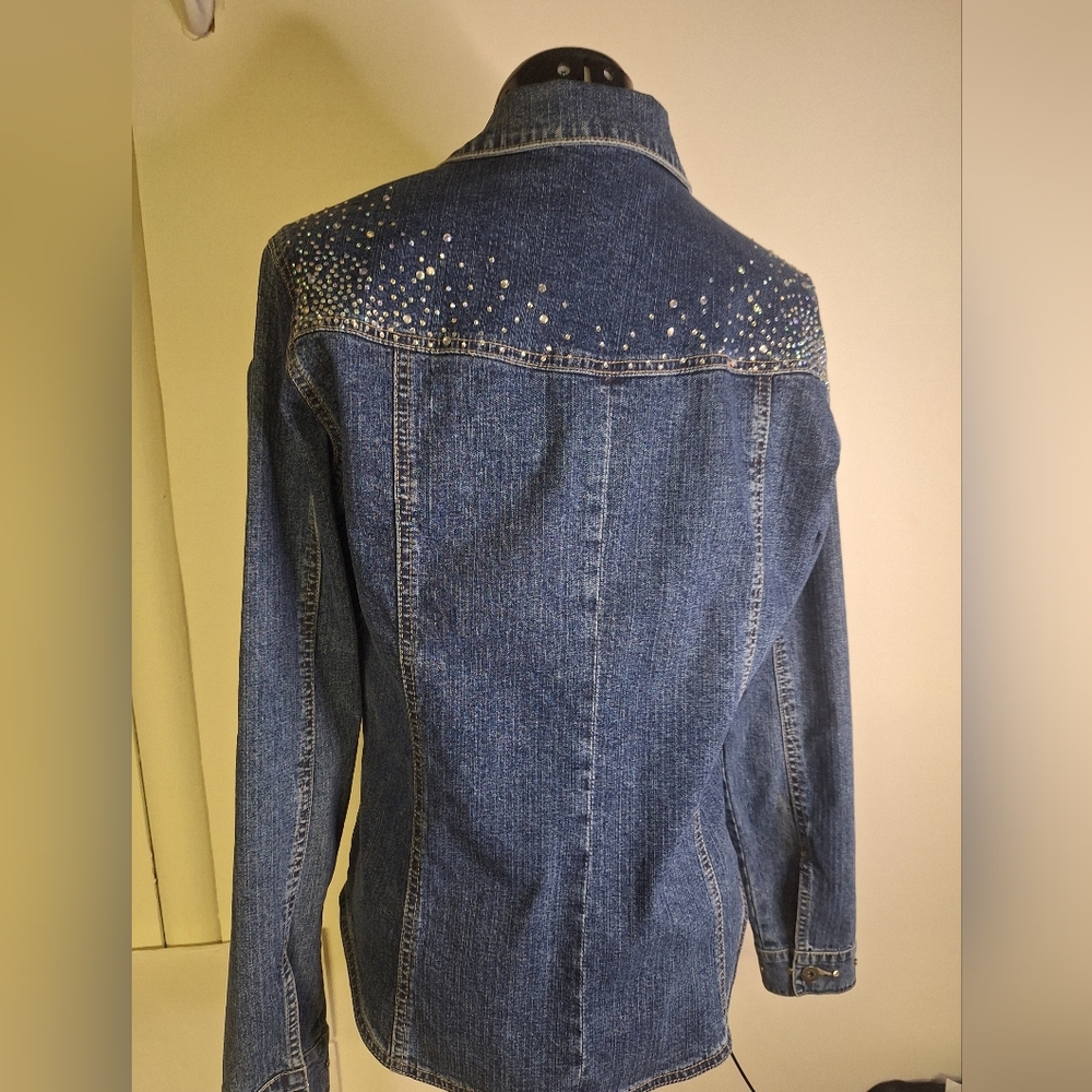 Women's Blue Jean Jacket with Rhinestone Detailing Size Med - Picture 4 of 10